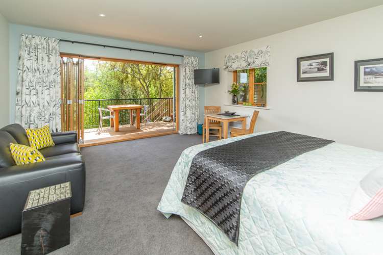 11 Stanley Place Akaroa_10
