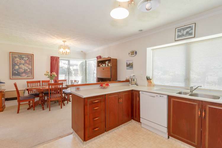 93 Hetley Crescent Taradale_5