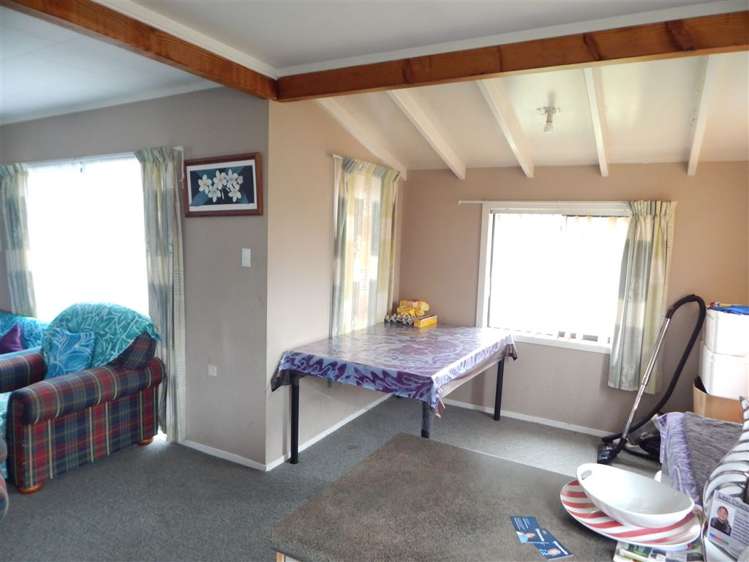 21 Esk Crescent Tokoroa_10