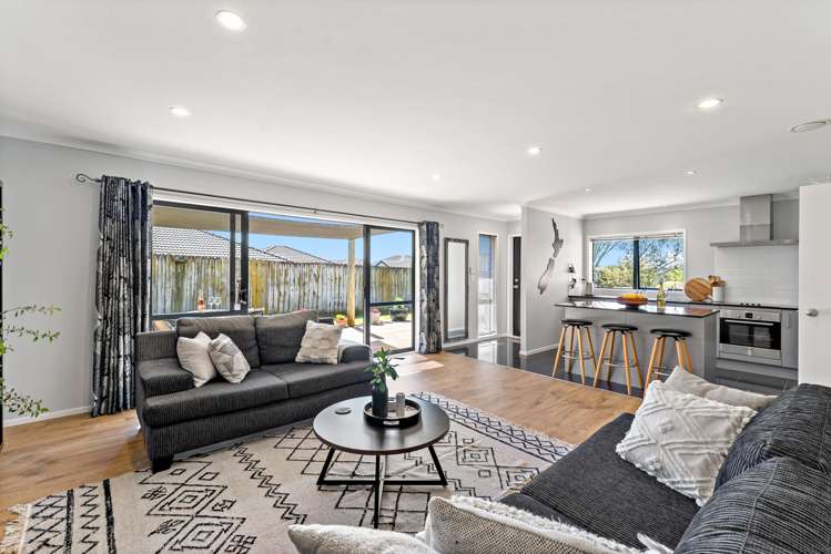 8 Ramesh Place Pukekohe_2