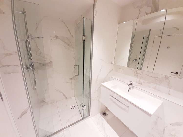 47 Beach Road Manly_6