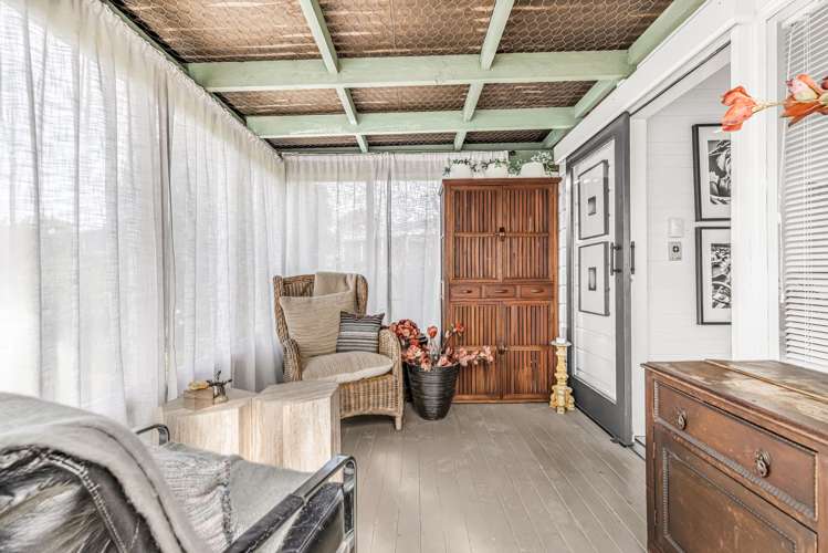 102 Pacific Drive Southbridge_13