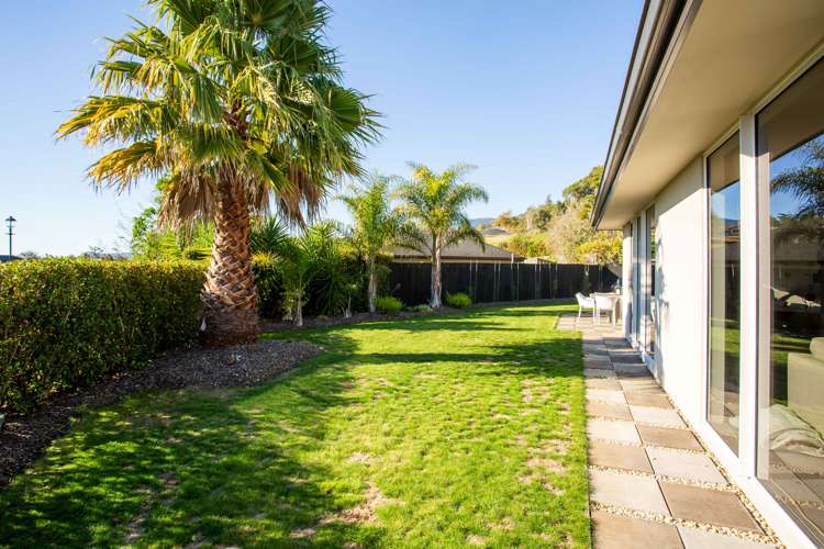 3 Romney Close Richmond_24