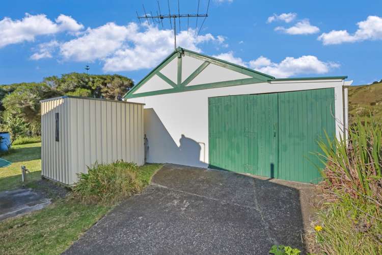 13 Ashwell Drive Port Waikato_16