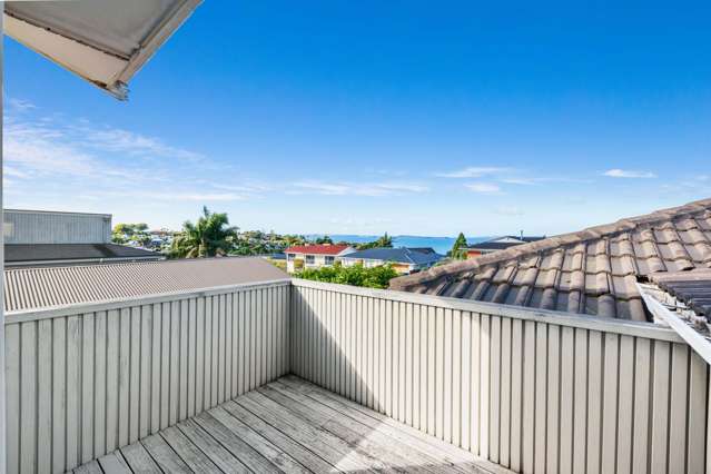 18 Paisley Street Mellons Bay_3