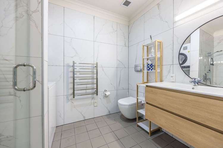 8/145 Quay Street Auckland Central_10