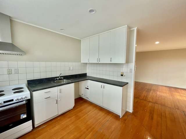 40 Te Atatu Road Te Atatu South_1