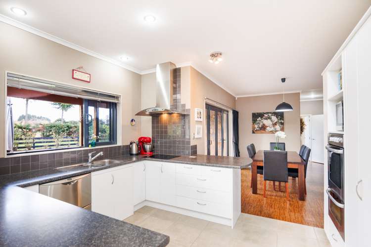 38 Brandon Hall Road Bulls_8