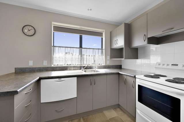 51a Swansea Road Stratford_1