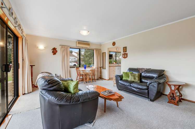 5 Pengelly Place Parakai_11