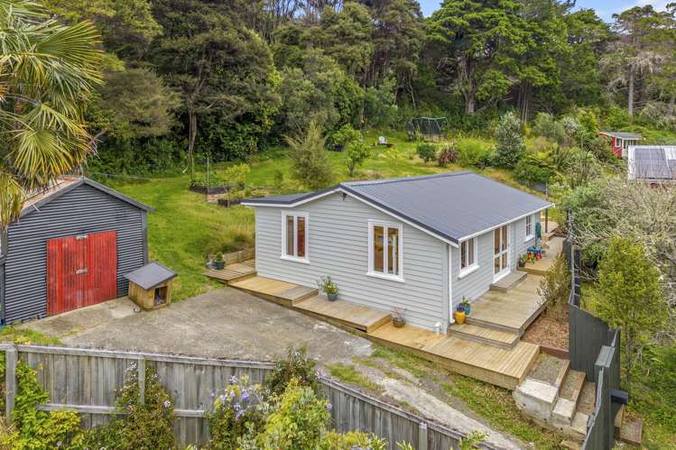 619 Huia Road Parau_20