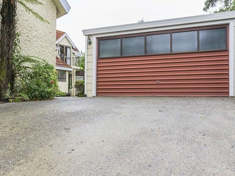 33 The Ridgeway Enner Glynn_19