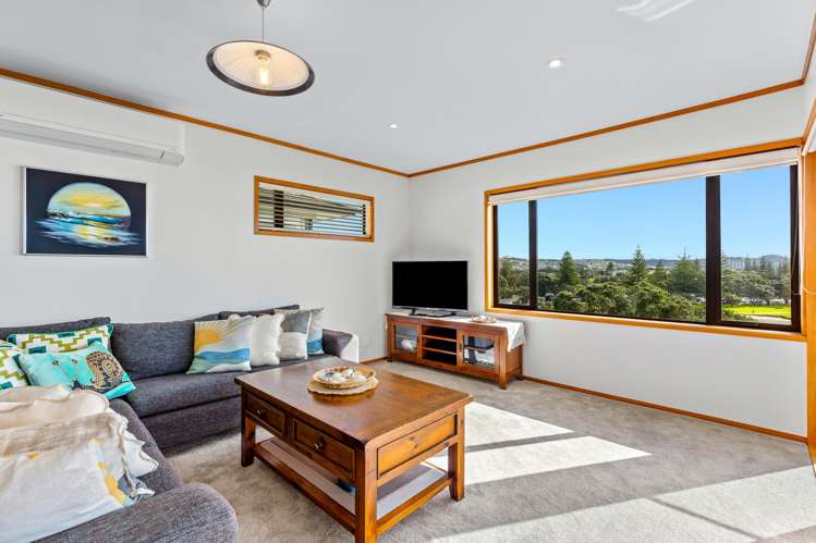 57 Rosario Crescent Red Beach_7