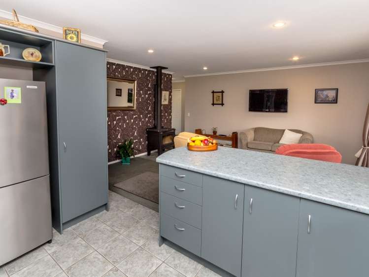 9 Ivondale Grove Solway_3