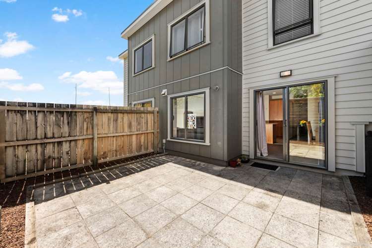 2/17 Georgia Terrace Albany_7