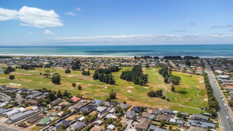 2/148 Beach Road North New Brighton_12