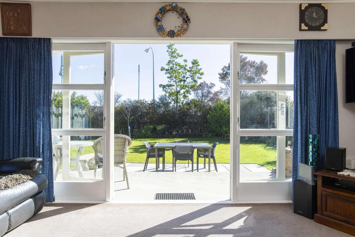 2 Lytton Road_0
