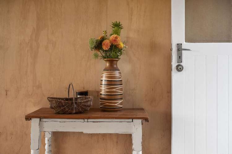 12 Te Toki Road Ostend_9