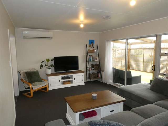 7 Stonehaven Street Flaxmere_4