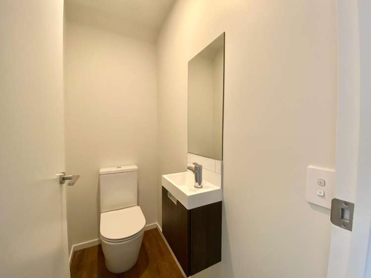 2/94 Cobham Street 10222_4