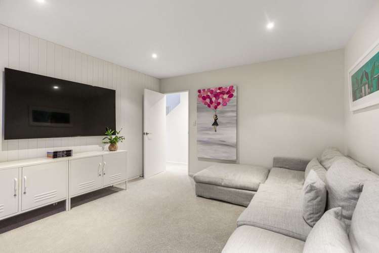 19 Churchouse Road Greenhithe_9