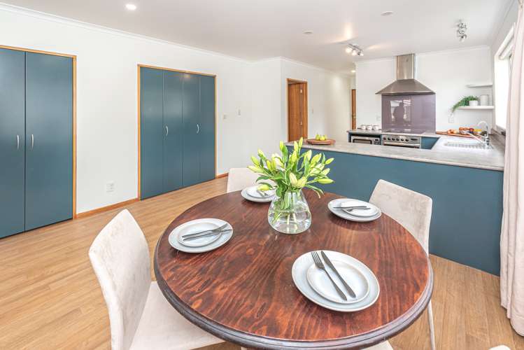 43 Exeter Crescent Springvale_7