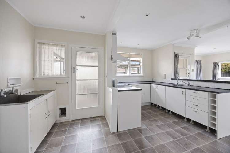 37 Disraeli Street Hawera_7