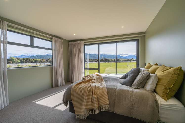 877 Manapouri Te Anau Highway Te Anau_13