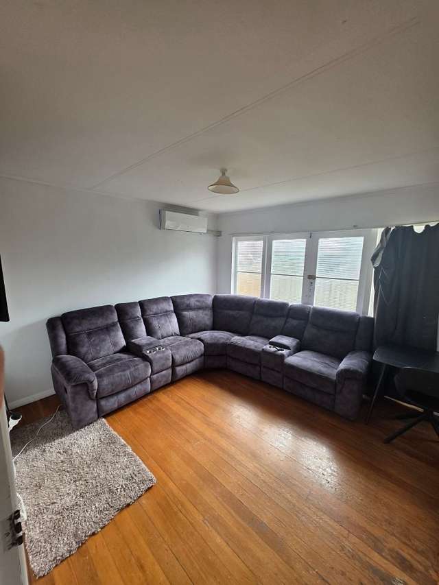 16 Clarkson Crescent Otara_3