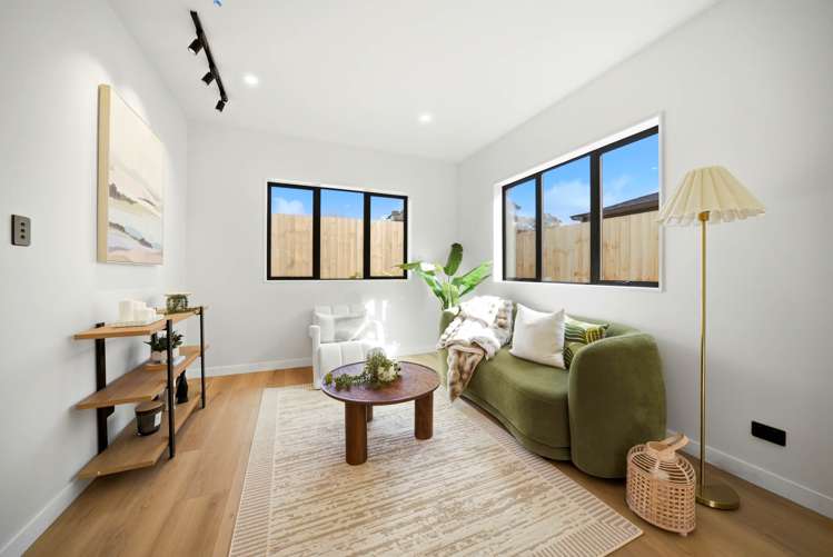 54D Universal Drive Henderson_4