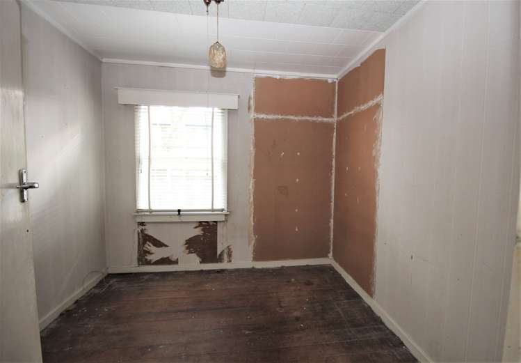 12 Ngapapa Street Urenui_8