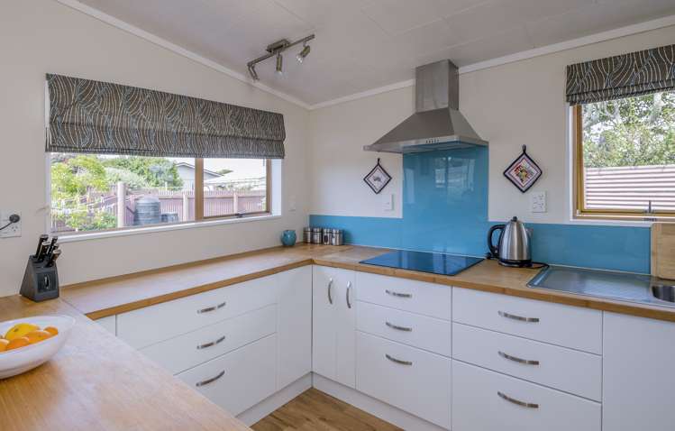 8 O'Rourke Place Otaki Beach_8