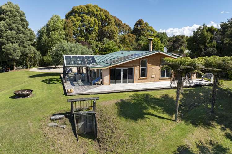 96 Fraser Road Rangihaeata_25