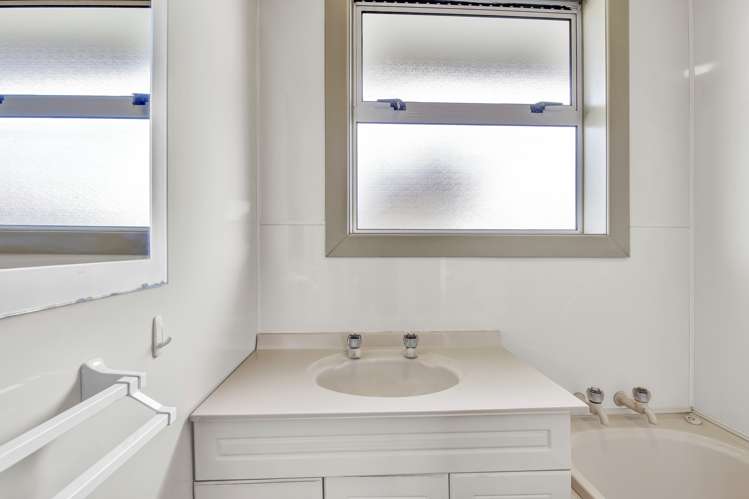 5 Compton Street Woolston_9