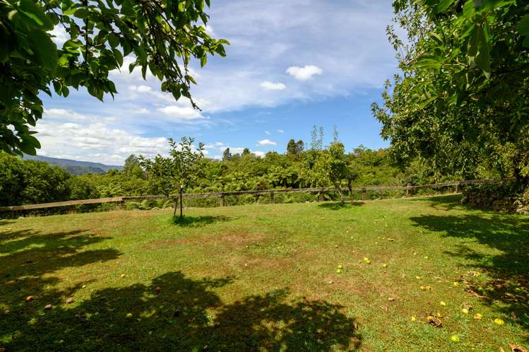 360 Spencer Road Lake Tarawera_25