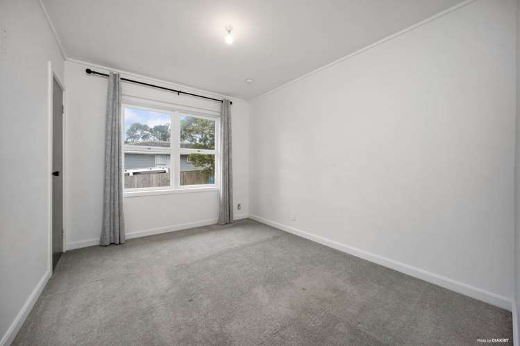25A Hewlett Road Massey_6
