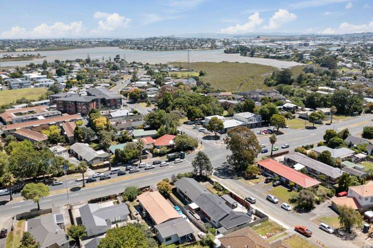 2/2 Chevis Place Pakuranga_19