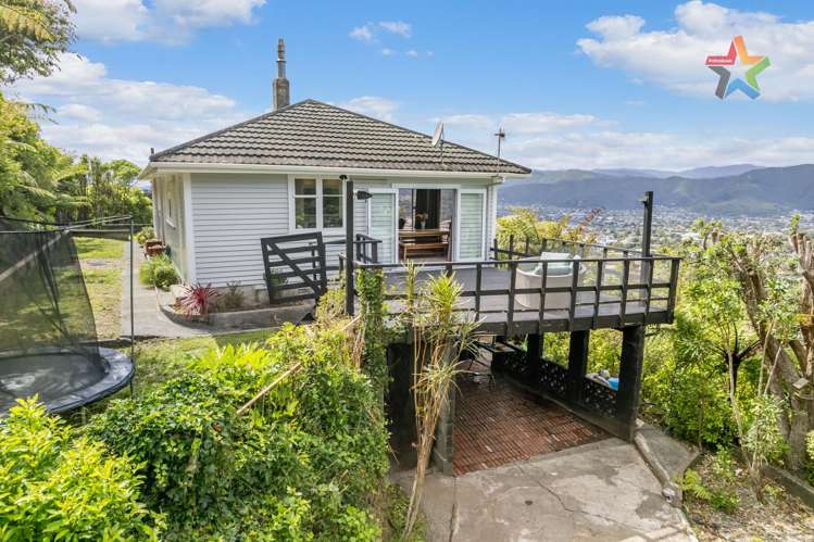 79 Miromiro Road Normandale_24