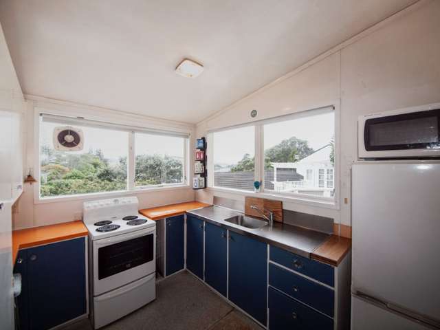 13 Chisbury Street Churton Park_4