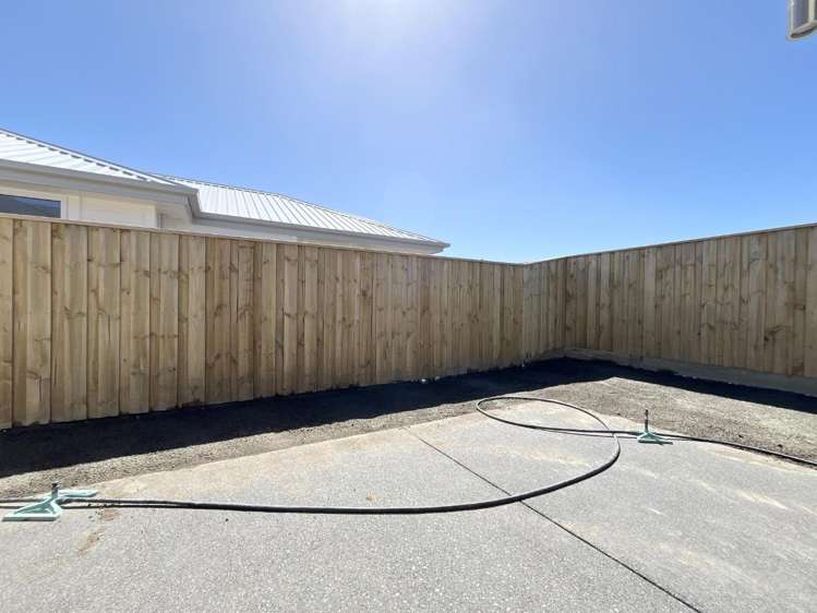 36 Mondo Drive 11103_14