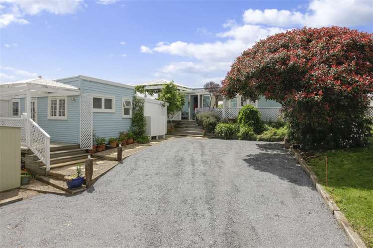 3 Bell Road Beachlands_2