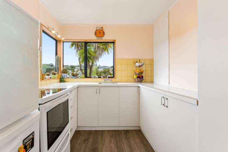 1/19 Greenvalley Rise Glenfield_5