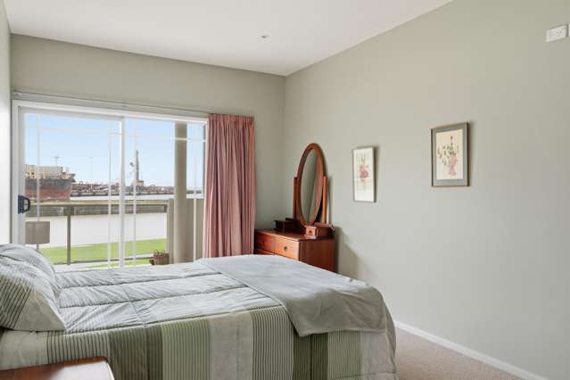 13/100 Customhouse Street Gisborne_4