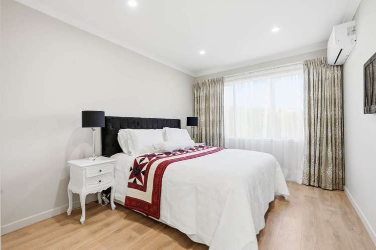 15B Regis Lane Flat Bush_32