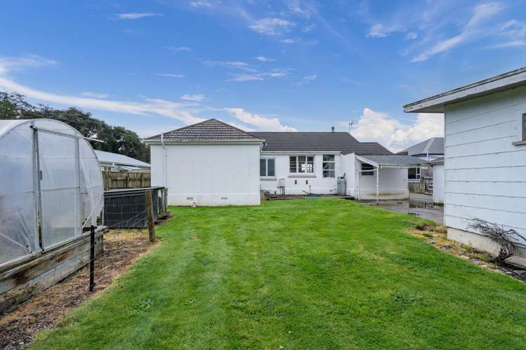 9 Birch Street Tuatapere_23