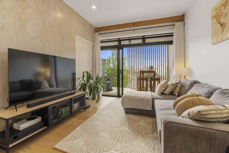 6/167 Hobsonville Point Road_0