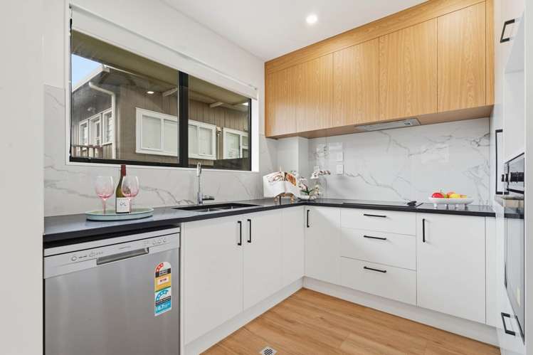 2/5 Browns Road Manurewa_1