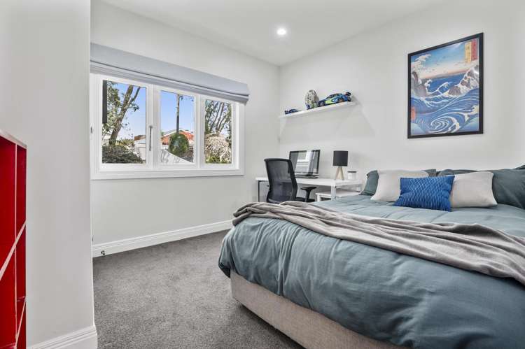 8 Hasbury Avenue Epsom_12