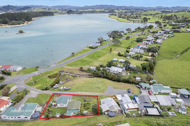 8 Hugh Barron Way Whananaki_23