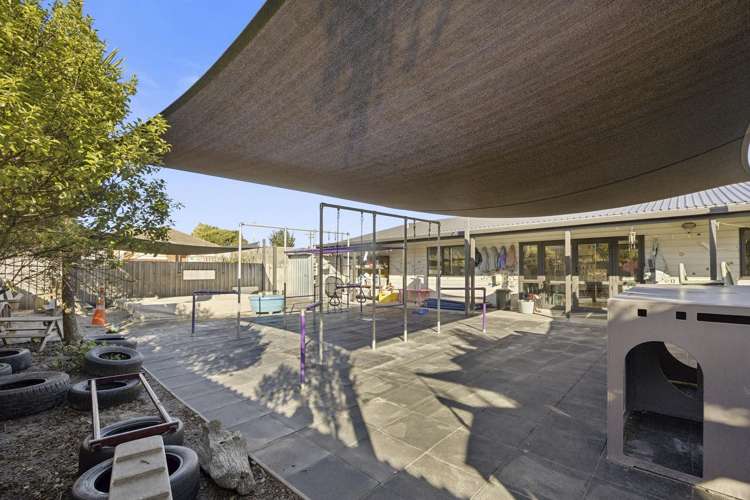 2 Westland Street Green Island_17